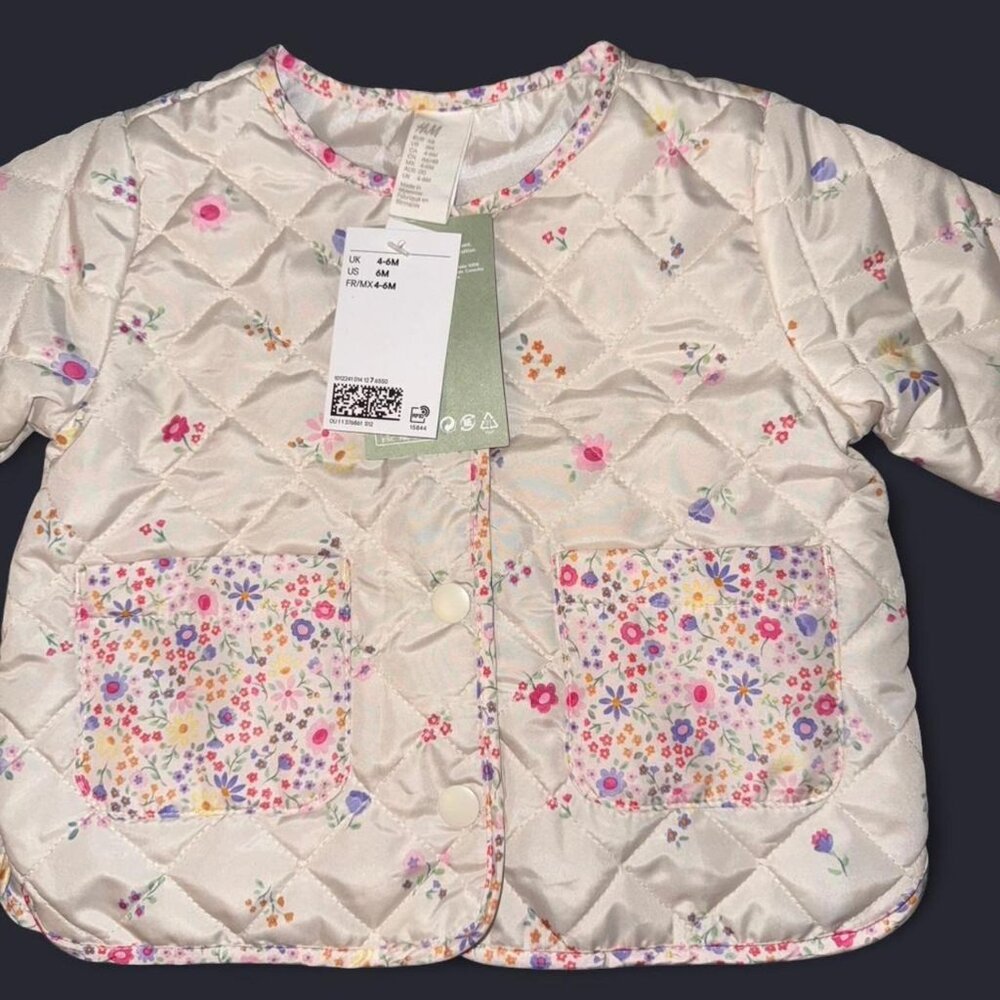 H&M baby girls' floral quilted jacket. Size 6 months NWT!